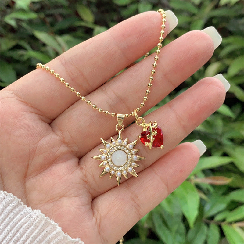 Pre-Venta, Se estará enviando a partir del 13 de noviembre
Sol Dorado con Perlas y Sagrado Corazón.