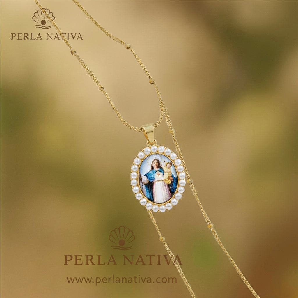 Virgen Maria y Divino Niño Perlado.