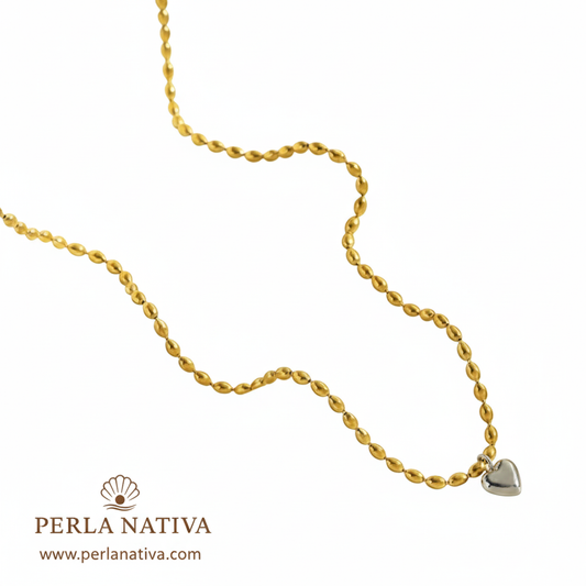 Collar Dorado Corazón Plateado