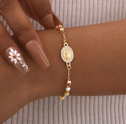 Pre-Venta, Se estará enviando a partir del 13 de noviembre Rosario Pulsera Tri-Color.